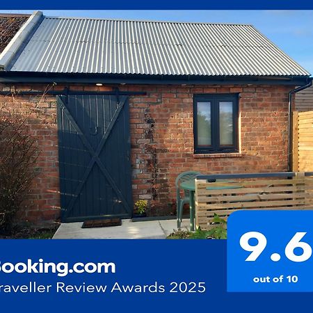 Apartamento The Coo Shed Inverness Exterior foto